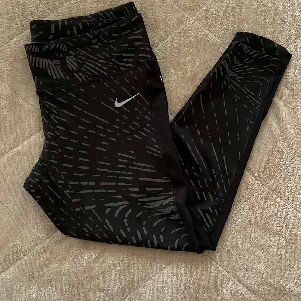 Nike Running Tights (Like New!)